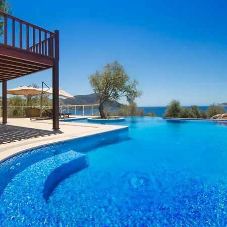 Korsan Tas Bahce Villa *